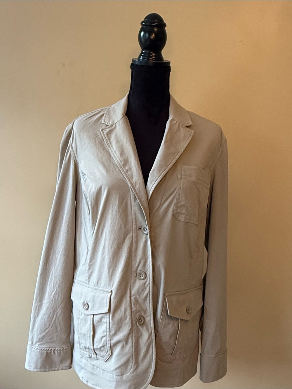 NWT Eddie Bauer Women’s Voyager Travel Blazer Tan Size 16 Travex Travel Hiking